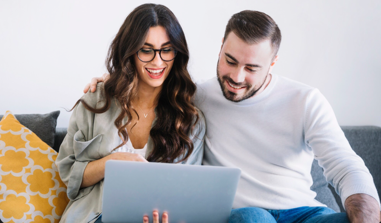 Plataforma de beneficios con descuentos y asistencias para clientes de bancos y fintech